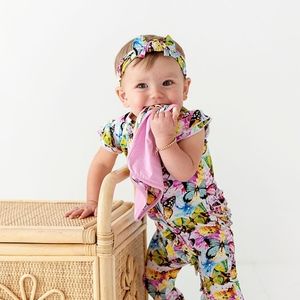 Bums& Roses butterfly romper